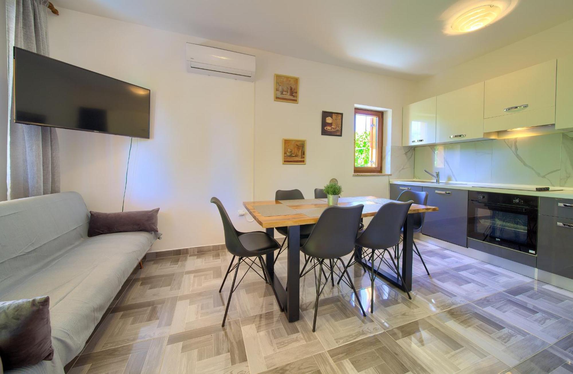 Apartment Bazina - Airconditioning, Parking, 500M From The Beach Krk Town Exterior foto
